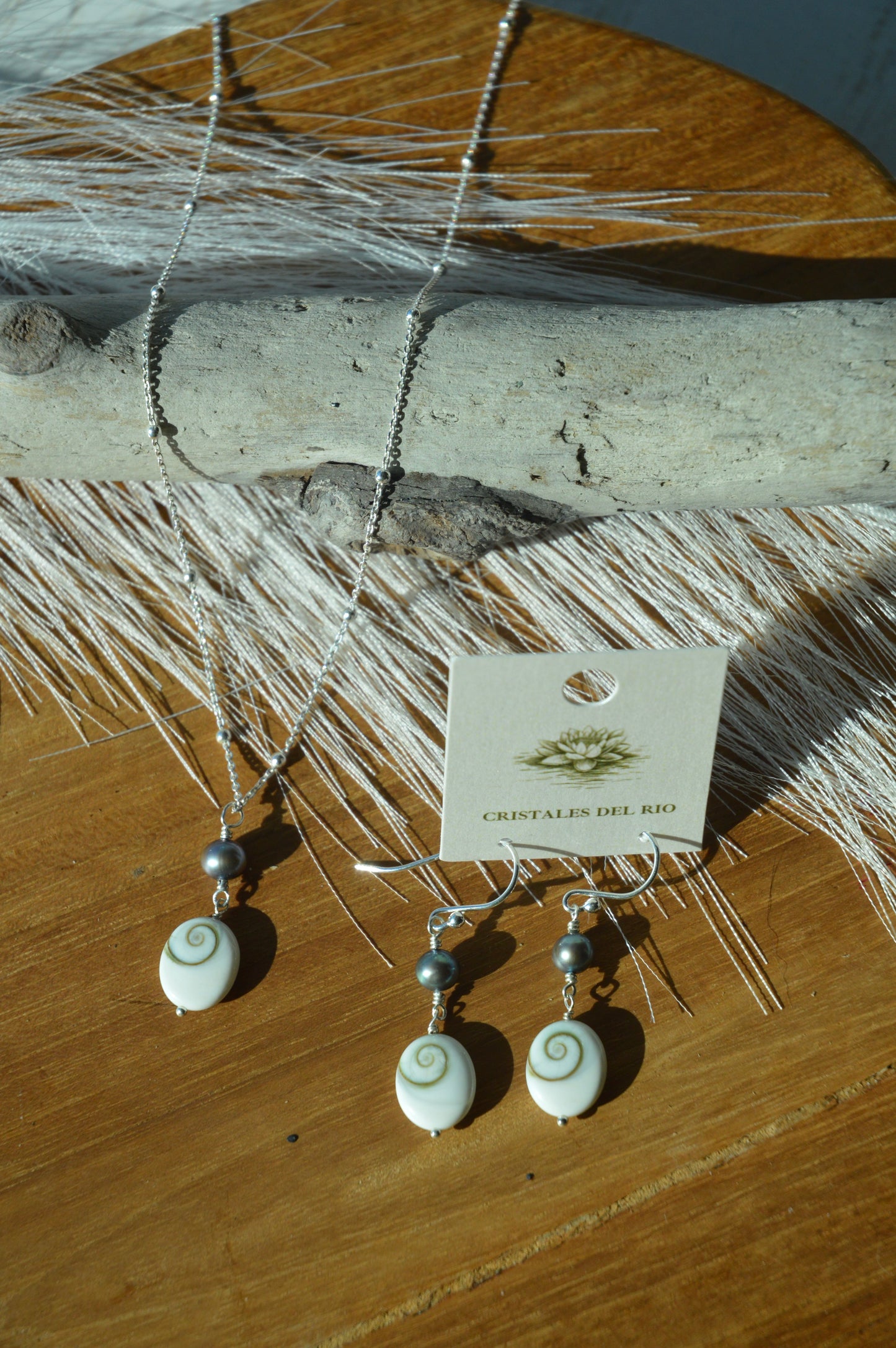 Shell Cove Earrings