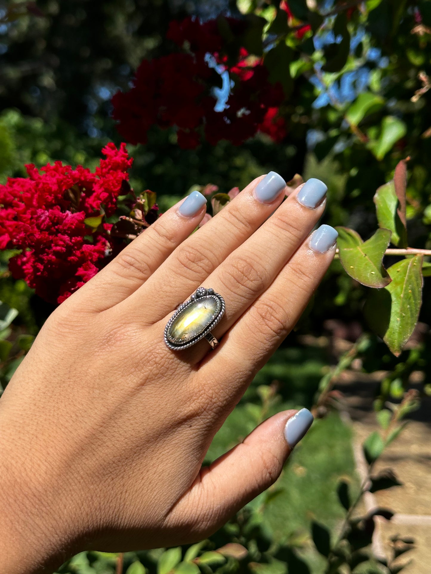 Daisy Bloom Ring - Sz 8.5