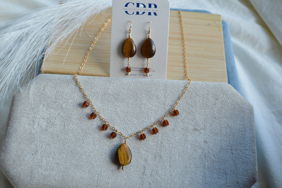 Russet Auburn Nights Necklace