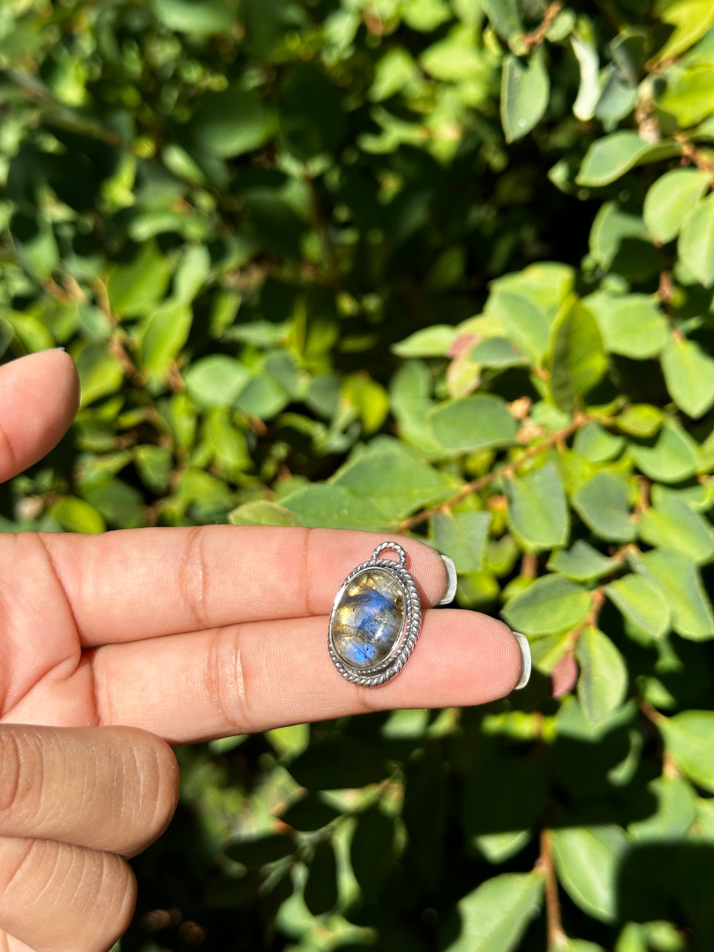 Labradorite pendant