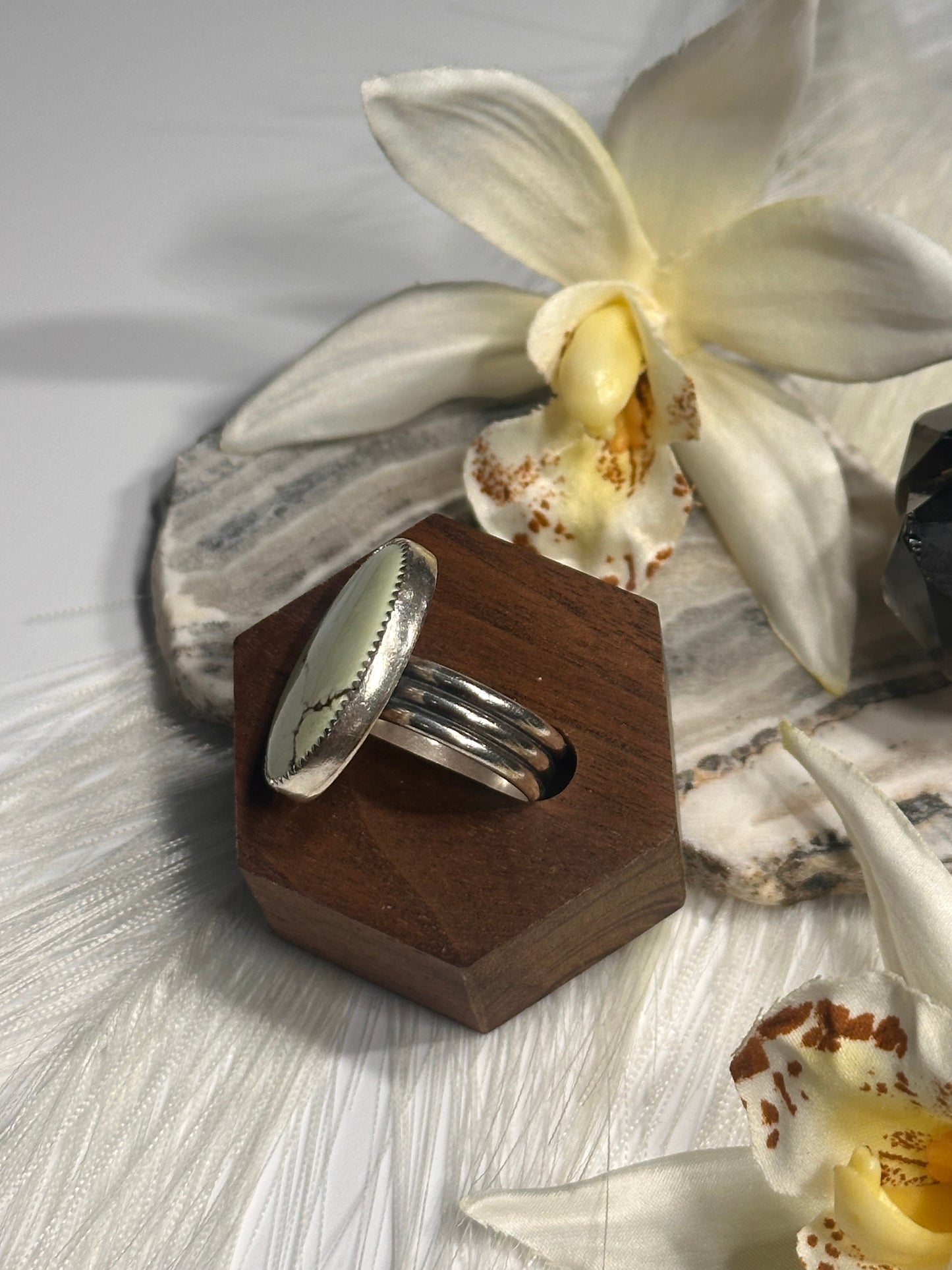Lemon Chrysoprase Ring - Sz 7.5-7.75