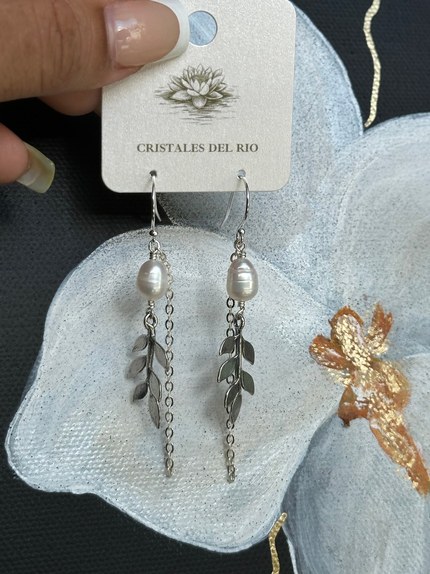 Elegant Pearl earrings