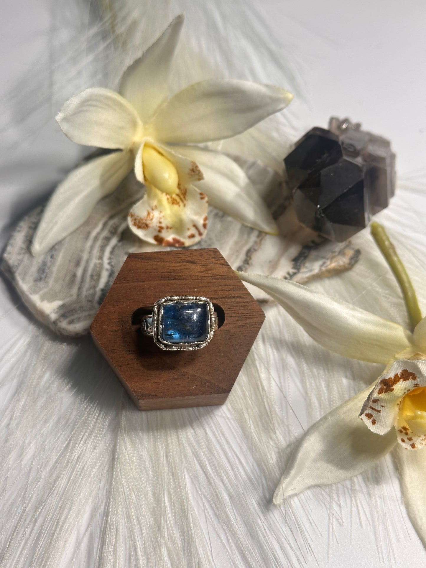 Blue Kyanite Ocean Rings - Sz 6 & 9
