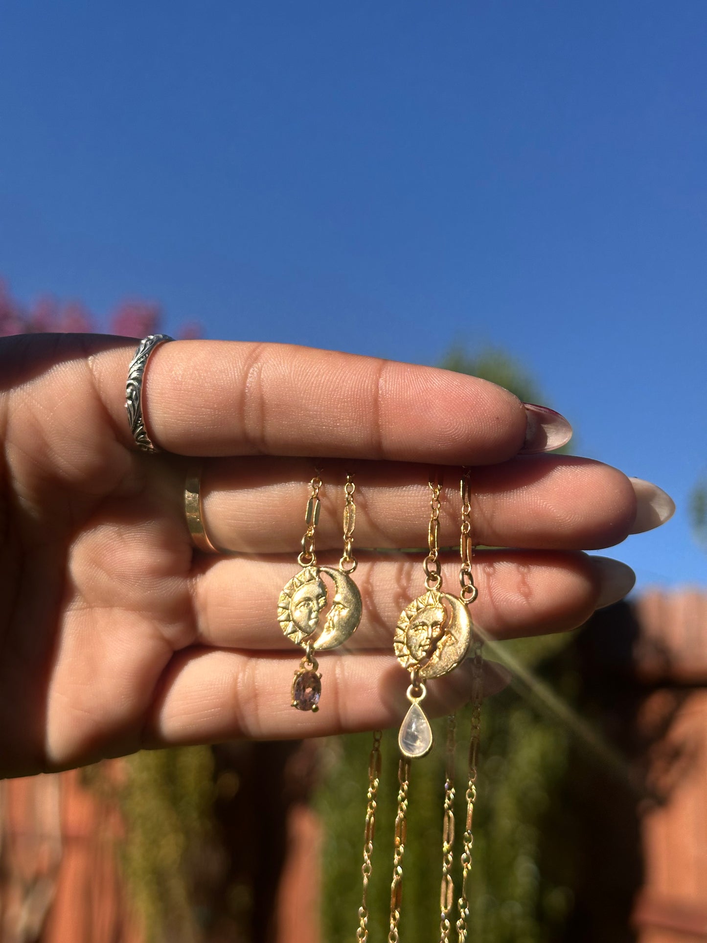 The Heavenly necklaces