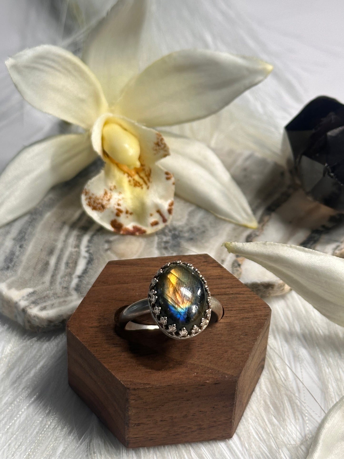 Royal Labradorite Crown Ring - Sz 10
