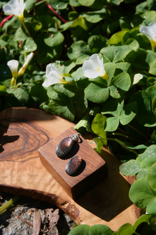 Spectrolite Pendant