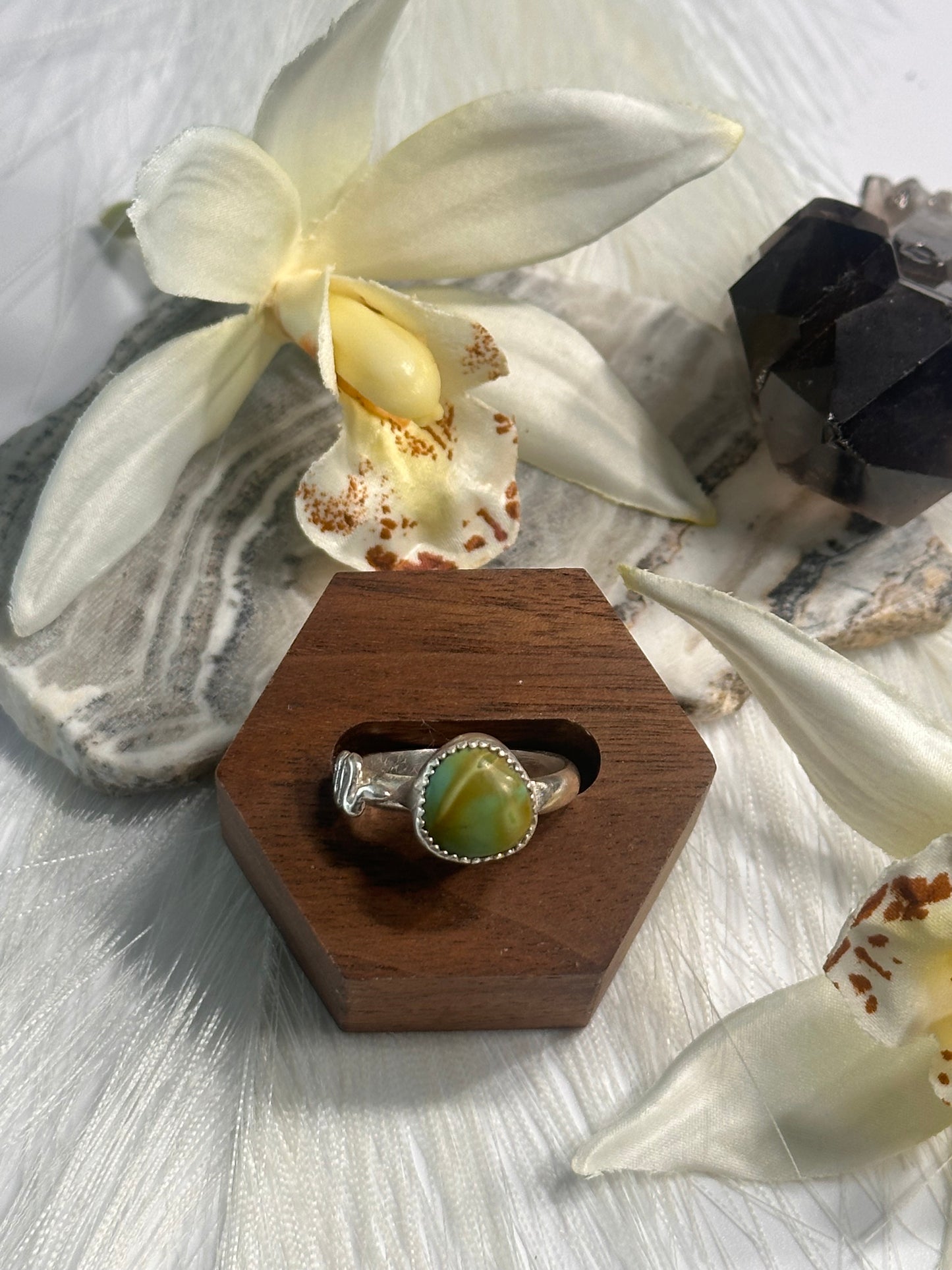 Hubei Serpentine Ring - Sz 8.5
