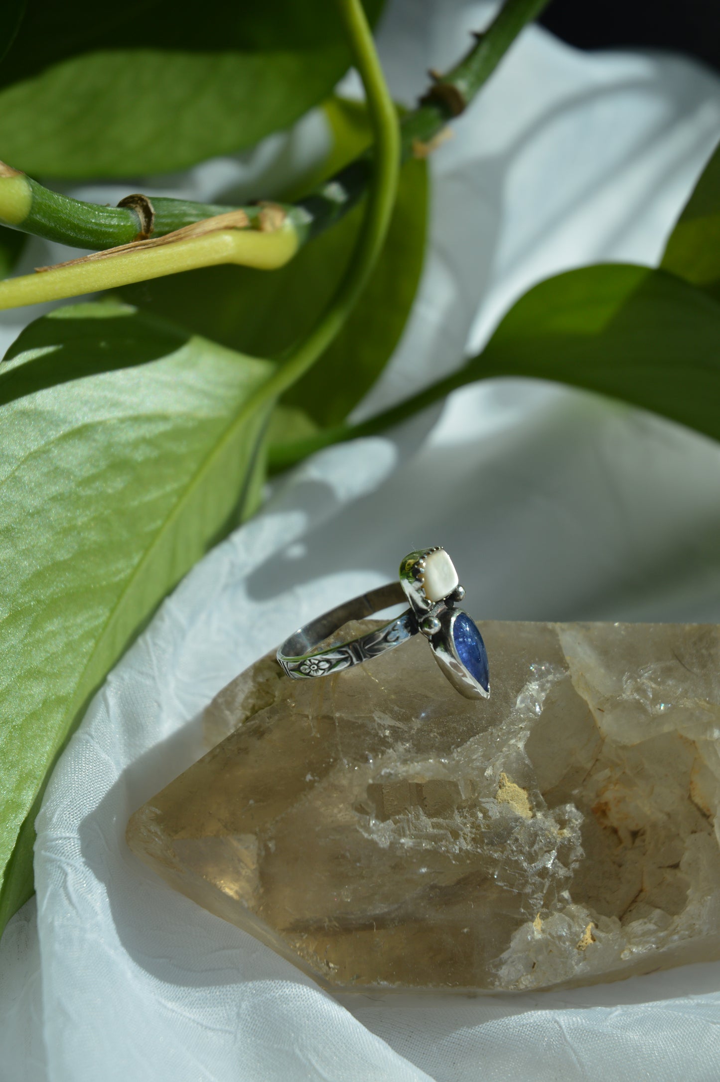 Forget-me-Not Mini Flower Rings - Sz 8 + 8.5