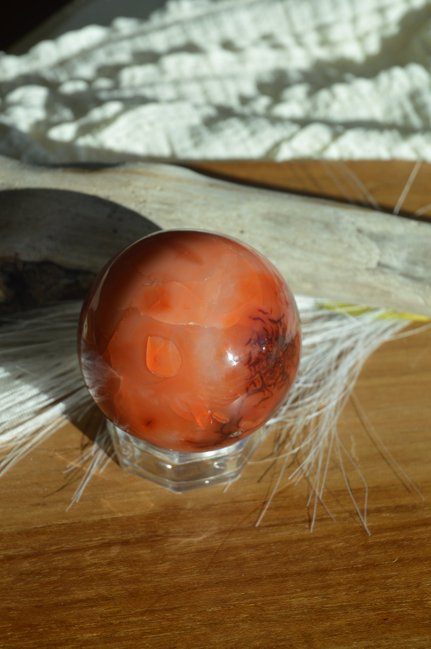 Carnelian spheres
