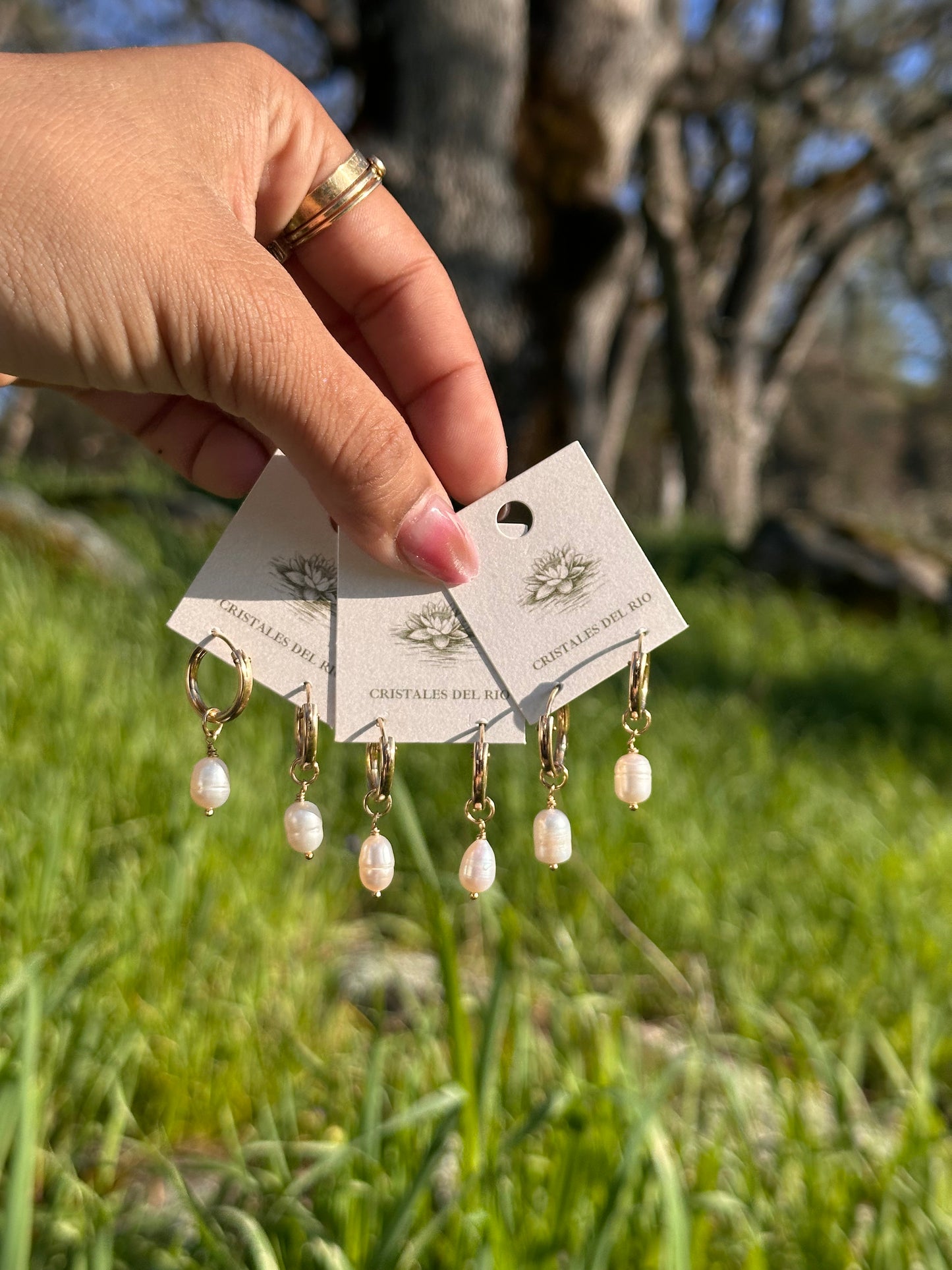 Perle mini Hoop Earrings