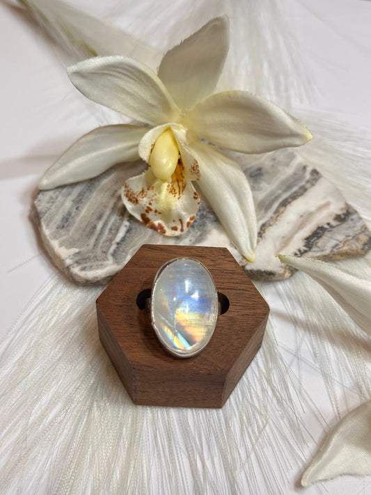 Aurora Astraluis Rings (Moonstone) - Sz 7