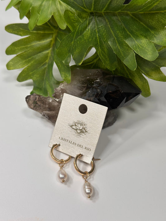 Perle mini Hoop Earrings