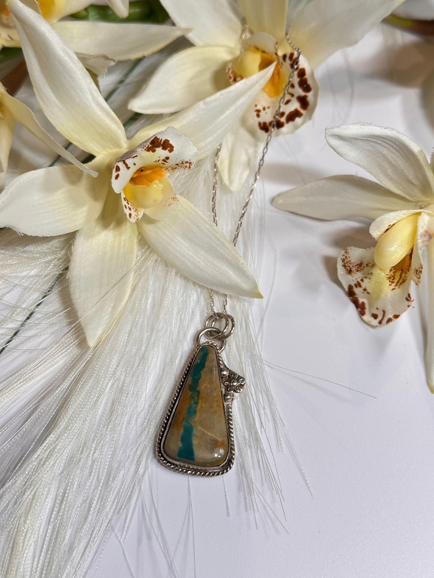Royston Ribbon Turquoise Pendant