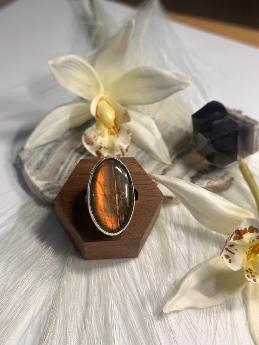 Orange Labradorite - Sz 8