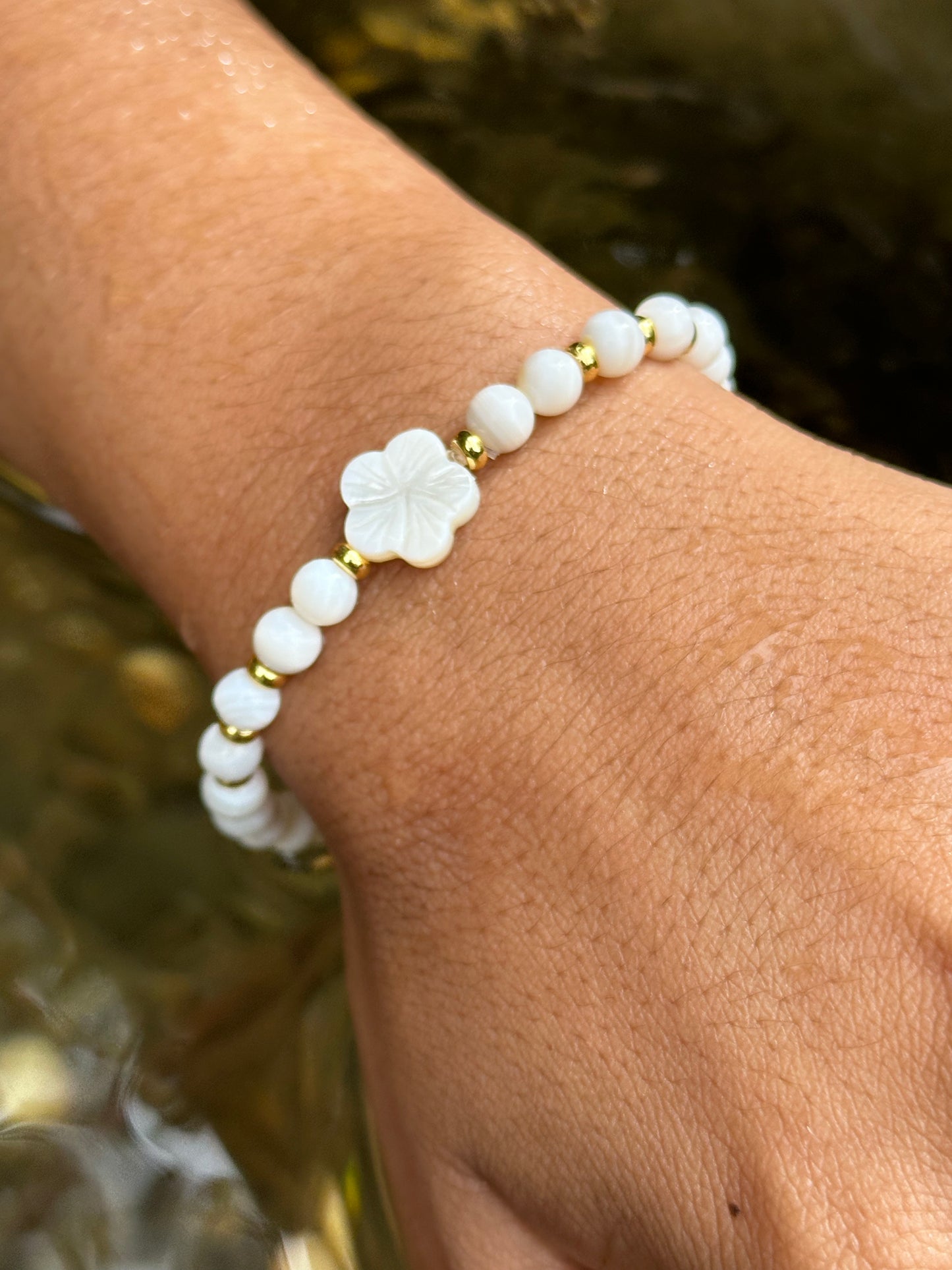 Nacre Bracelet