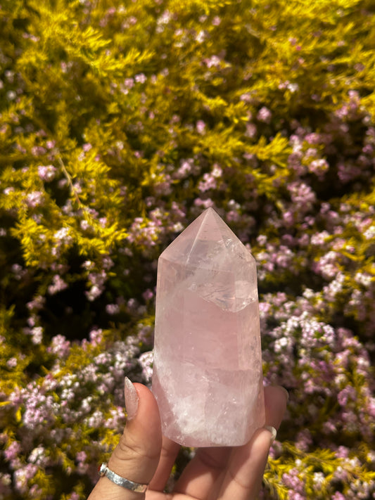 Gemmy Rose Quartz tower